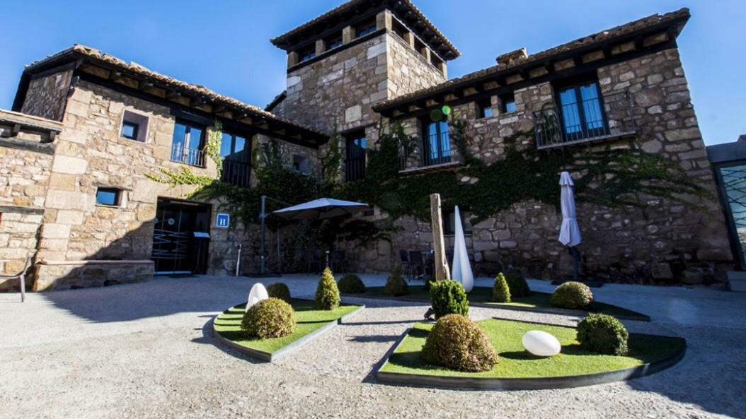Hotel Restaurante Masia La Torre Mora de Rubielos Exterior photo